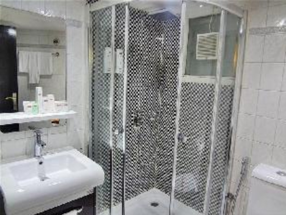 Al Jawhara Metro Hotel Image 11