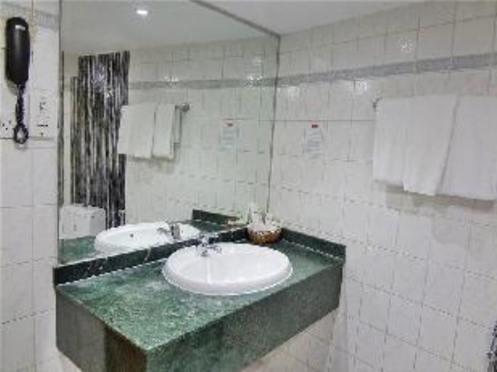 Al Jawhara Metro Hotel